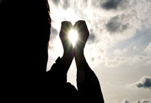 末节敢打敢投！阿隆-维金斯17中8&三分8中3拿到19分3篮板.