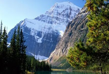 蜂鸟竞技官网:罗马与埃杰克斯险胜对手 踢进欧洲联赛16强.